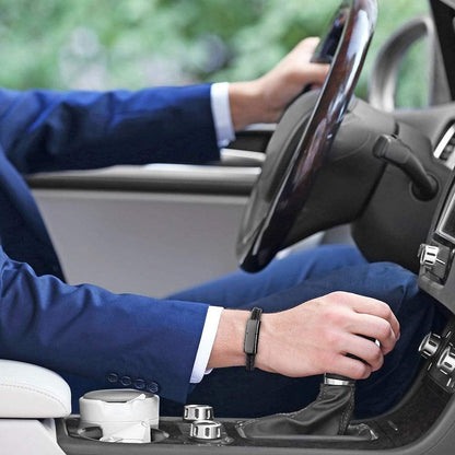 Bärbart läderarmbandsladdare med USB